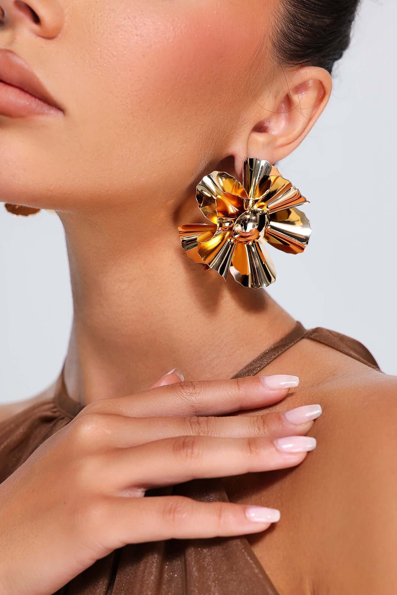 junya metal flower earrings 3 1.jpg junya metal flower earrings 3 1.jpg