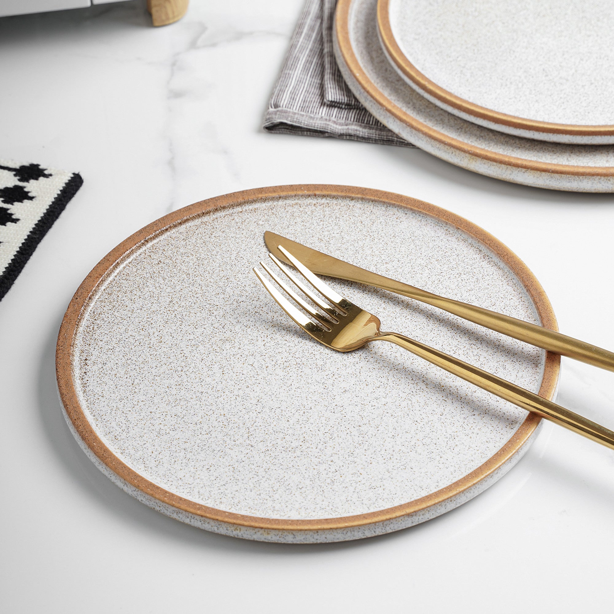 monxra stoneware salad plate brown